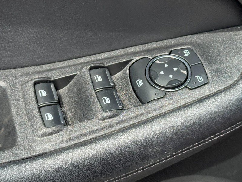 Used 2023 Ford Edge SEL AWD/4WD image 23