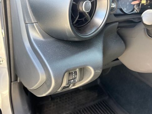 Used 2026 Toyota GR86 w/ ALL Weather Mat Package (TMS) RWD image 7