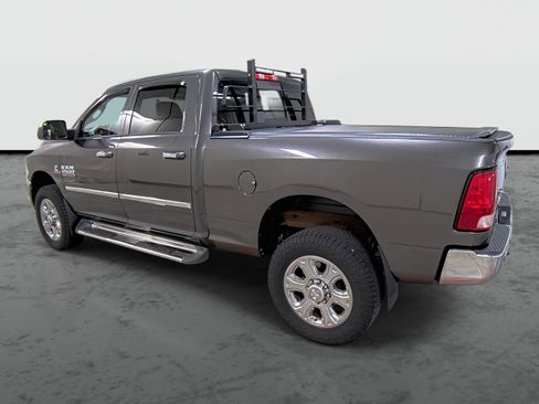 Used 2016 RAM 2500 Big Horn AWD/4WD image 2