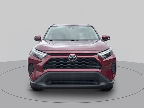Used 2025 Toyota RAV4 XLE AWD/4WD image 8
