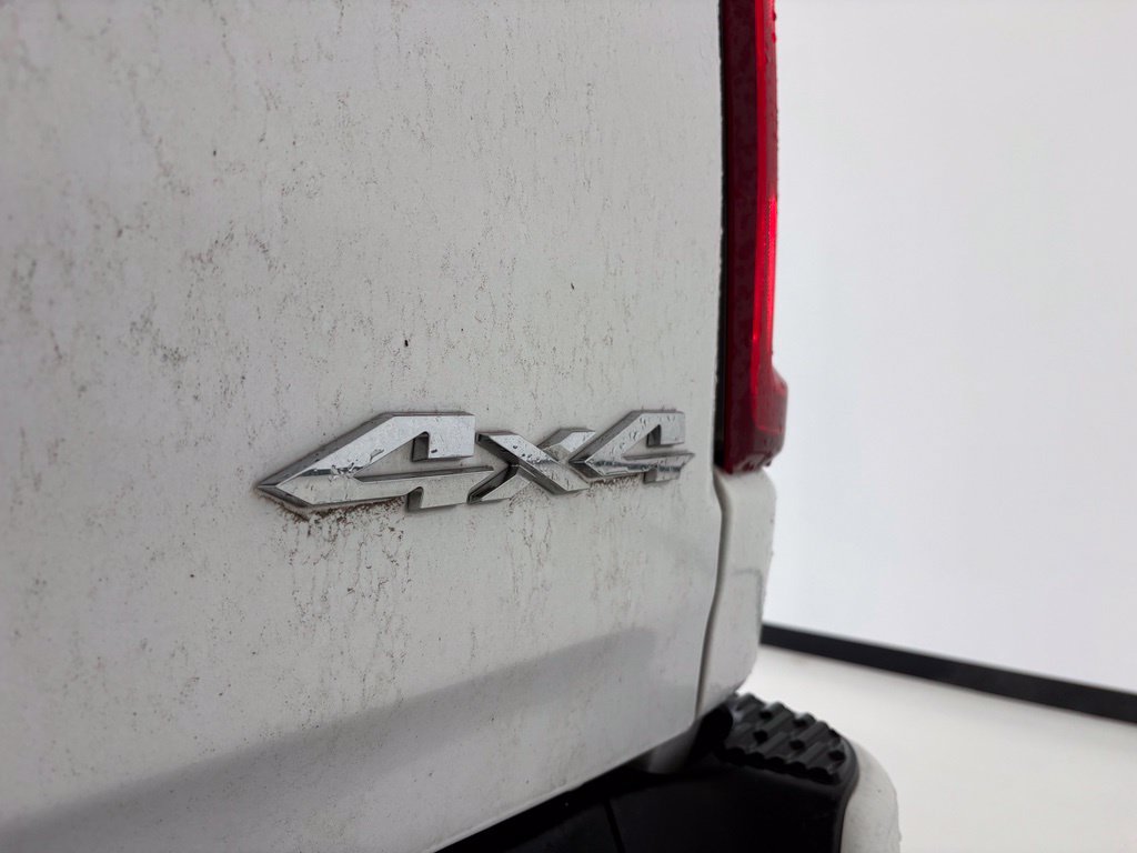 Used 2025 RAM 1500 Laramie AWD/4WD image 29