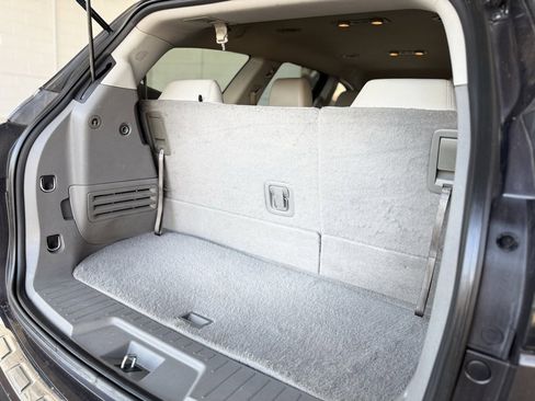 Used 2015 Chevrolet Traverse LTZ image 41