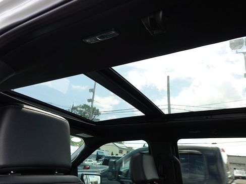 Used 2024 Ford F150 Lariat AWD/4WD image 47