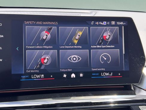 Used 2025 BMW X1 xDrive28i w/ Technology Package image 19