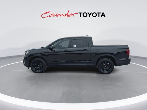 Used 2025 Honda Ridgeline Black Edition image 5