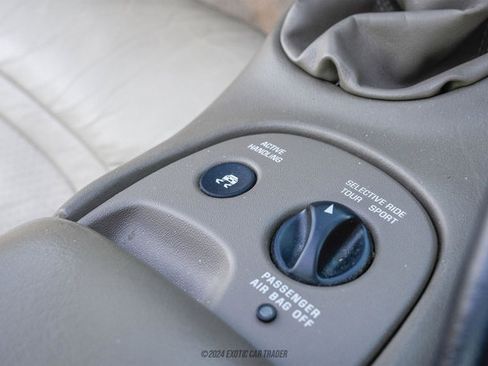 Used 2003 Chevrolet Corvette 50th Anniversary Edition w/ Preferred Equipment Group image 47