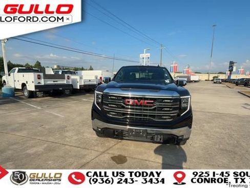 Used 2023 GMC Sierra 1500 SLT RWD image 3