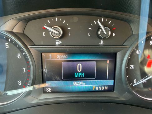 Used 2021 Buick Encore Preferred AWD/4WD image 20