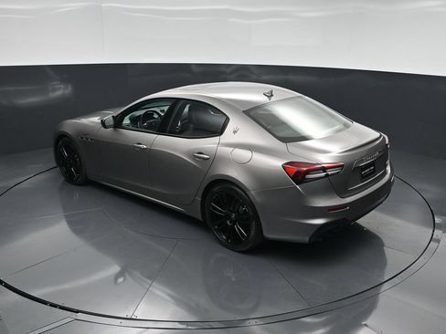 Used 2022 Maserati Ghibli GT RWD image 41