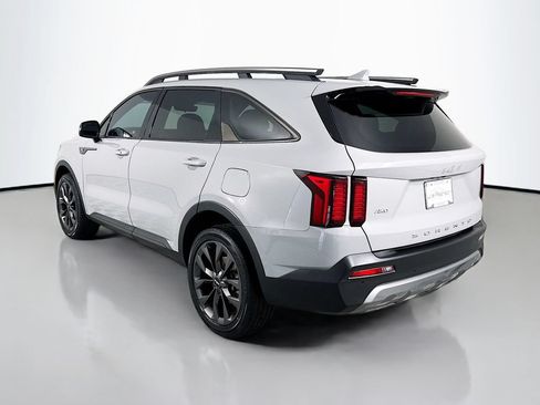 Used 2022 Kia Sorento X-Line EX AWD/4WD image 3