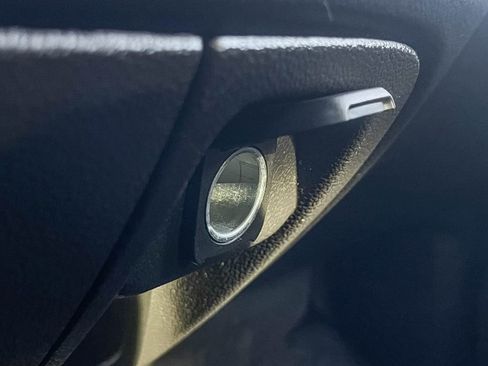 Used 2018 Chevrolet Silverado 1500 LT w/ LT Eassist Package image 30