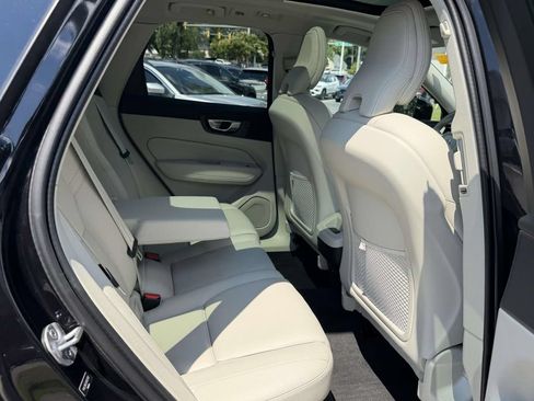 Used 2024 Volvo XC60 B5 Plus w/ Protection Package Premier AWD/4WD image 13
