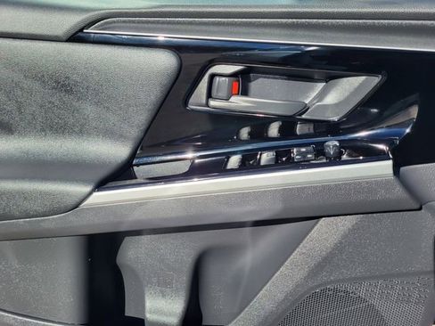 Used 2024 Toyota bZ4X XLE w/ Weather Package image 19