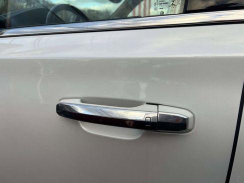 Used 2020 Cadillac Escalade Luxury image 10