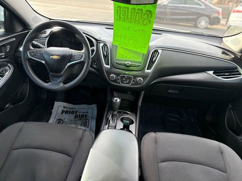 Used 2018 Chevrolet Malibu LS image 11