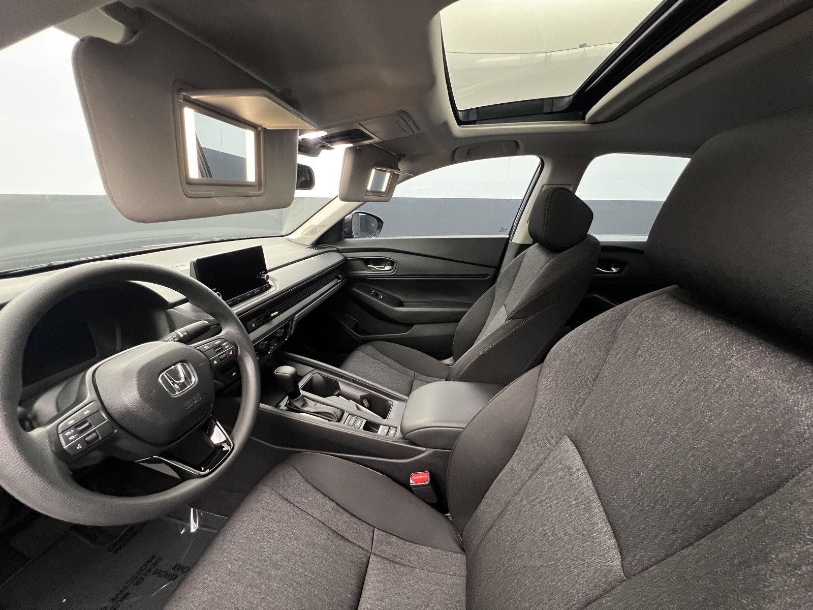 Certified 2025 Honda Accord SE image 12