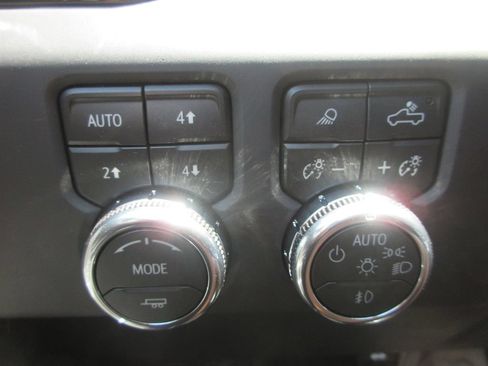 New 2026 GMC Sierra 1500 Denali AWD/4WD image 19