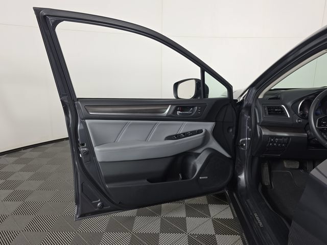 Used 2019 Subaru Legacy 2.5i Limited AWD/4WD image 21