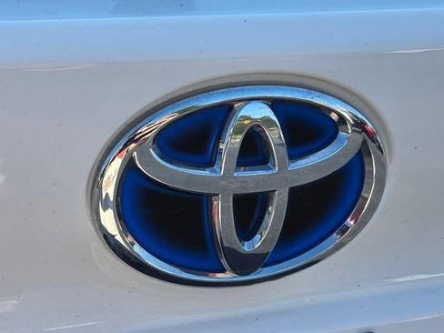 Used 2024 Toyota Sienna XSE w/ XSE Plus Package AWD/4WD image 19