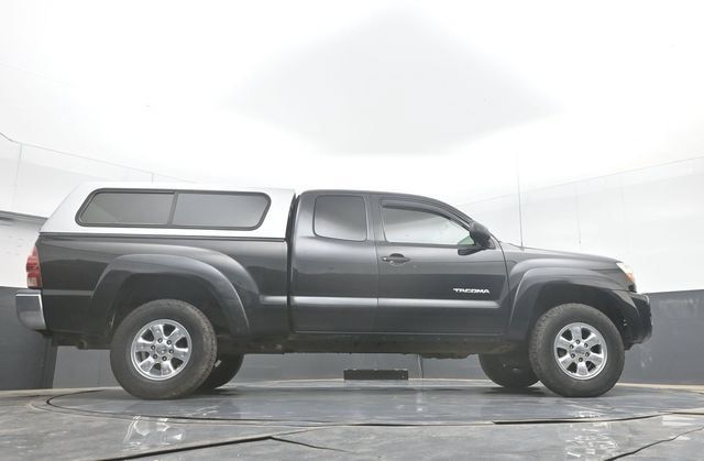Used 2005 Toyota Tacoma PreRunner w/ SR5 Pkg #3 RWD image 42