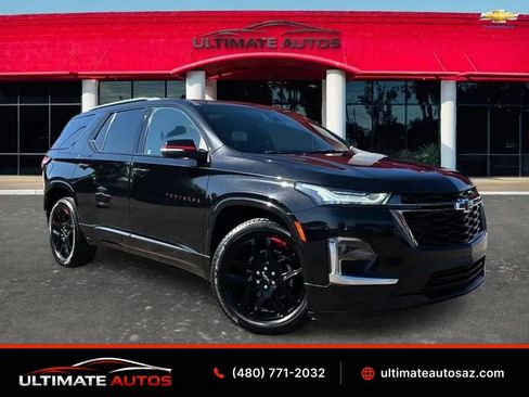 Used 2022 Chevrolet Traverse Premier w/ Redline Edition FWD image 1