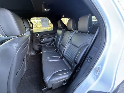 Used 2020 Land Rover Discovery HSE Luxury AWD/4WD image 23