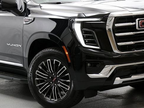 New 2026 GMC Yukon XL Elevation w/ LPO, Floor Liner Package image 3
