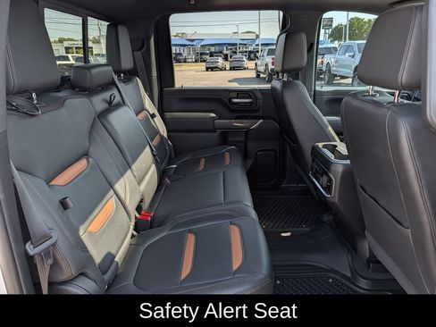 Used 2022 GMC Sierra 2500 AT4 w/ AT4 Premium Plus Package AWD/4WD image 31
