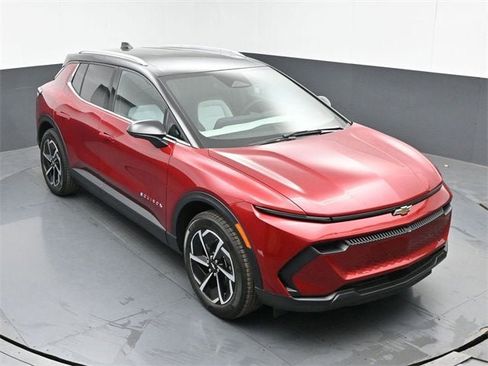 New 2026 Chevrolet Equinox EV LT image 39