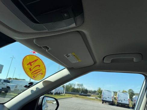 Used 2024 Kia Seltos LX image 28