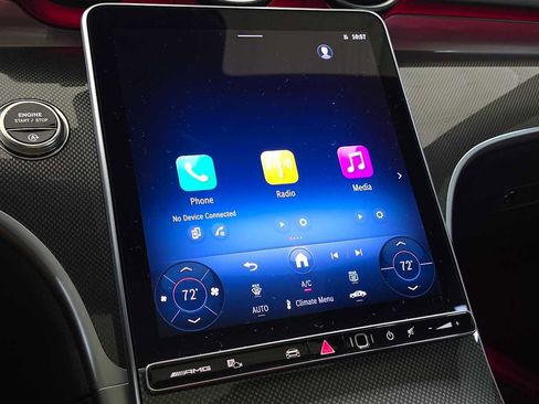 Used 2025 Mercedes-Benz C 43 AMG 4MATIC Sedan image 31