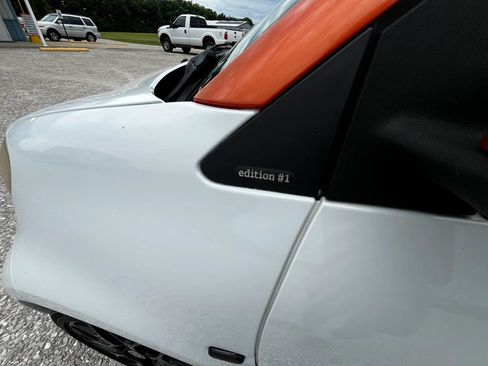 Used 2016 smart fortwo passion RWD image 26