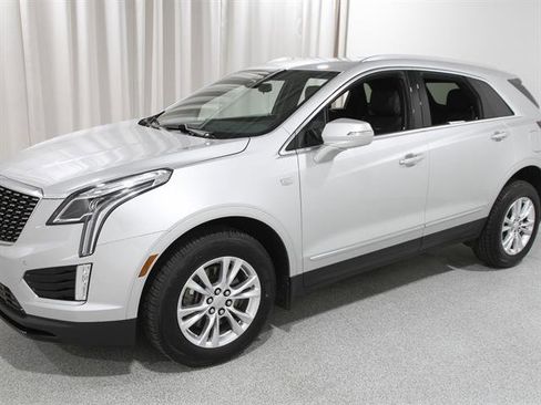 Used 2020 Cadillac XT5 Luxury image 3