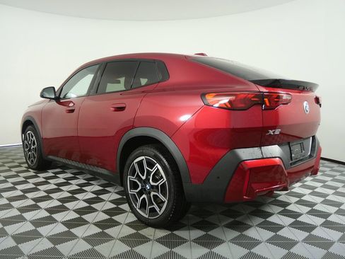 Used 2025 BMW X2 xDrive28i image 5