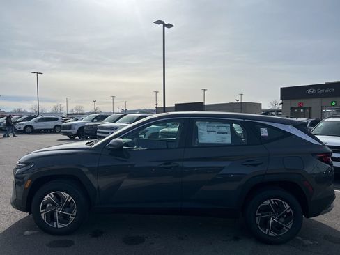 New 2026 Hyundai Tucson Blue SE w/ Tow & Go Package image 8