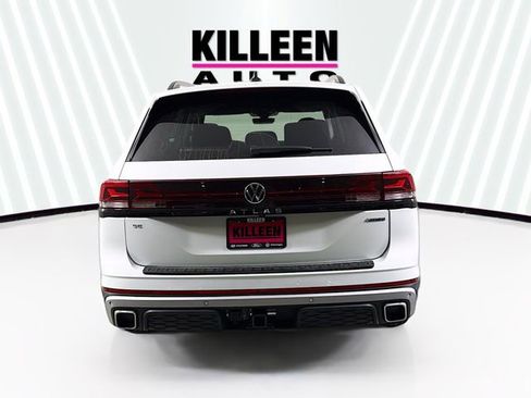 New 2026 Volkswagen Atlas Peak Edition AWD/4WD image 6