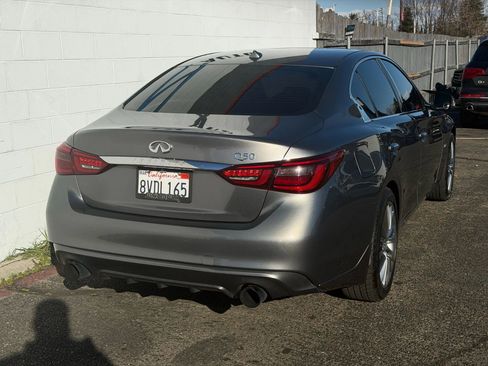 Used 2018 INFINITI Q50 Luxe w/ Essential Package (3.0T Luxe) image 5