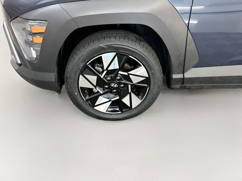 Used 2025 Hyundai Kona SEL AWD/4WD image 11