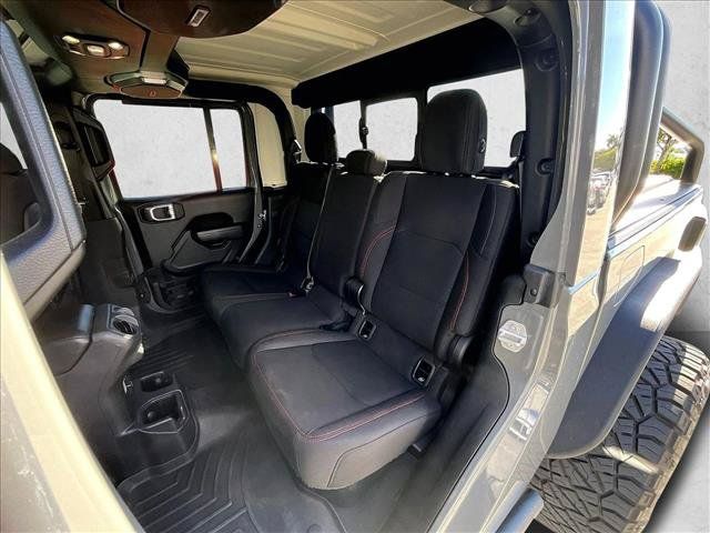 Used 2022 Jeep Gladiator Rubicon w/ LED Lighting Group AWD/4WD image 29