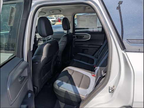 New 2026 Ford Bronco Sport Outer Banks w/ Outer Banks Tech Package+ AWD/4WD image 6