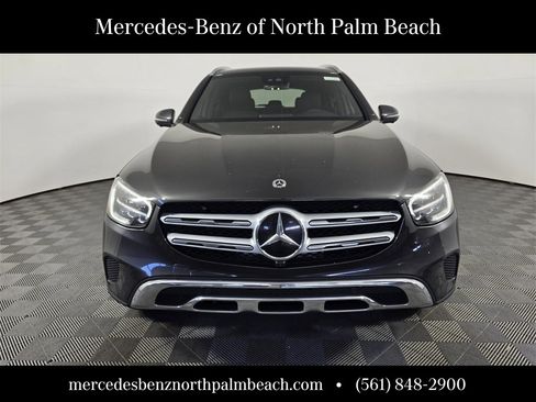 Certified 2022 Mercedes-Benz GLC 300 image 2