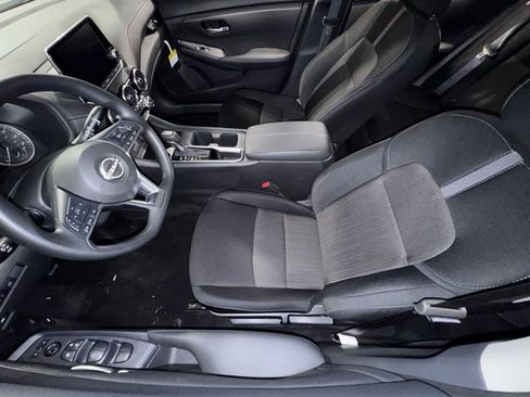 New 2025 Nissan Sentra SV image 24