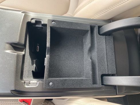 Used 2020 Lincoln Nautilus FWD w/ Equipment Group 101A image 30