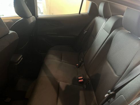 Used 2025 Toyota Prius LE image 39