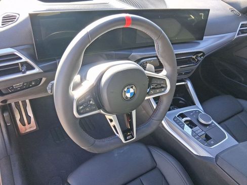 Used 2025 BMW M440i Coupe image 4