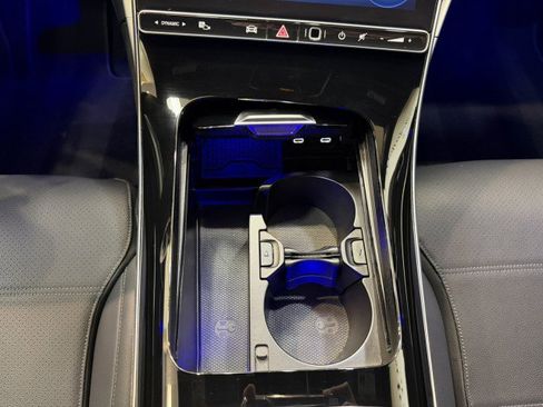 Certified 2025 Mercedes-Benz C 300 Sedan image 11