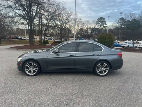 Used 2017 BMW 330i Sedan image 2