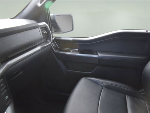 Used 2023 Ford F150 XLT w/ Equipment Group 302A High image 17