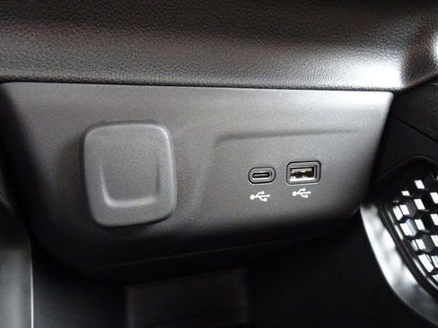 Certified 2026 Chevrolet TrailBlazer LT w/ Driver Confidence Package image 18