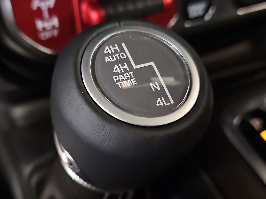 New 2026 Jeep Wrangler Unlimited Rubicon 392 w/ Quick Order Package 27X Moab AWD/4WD image 18